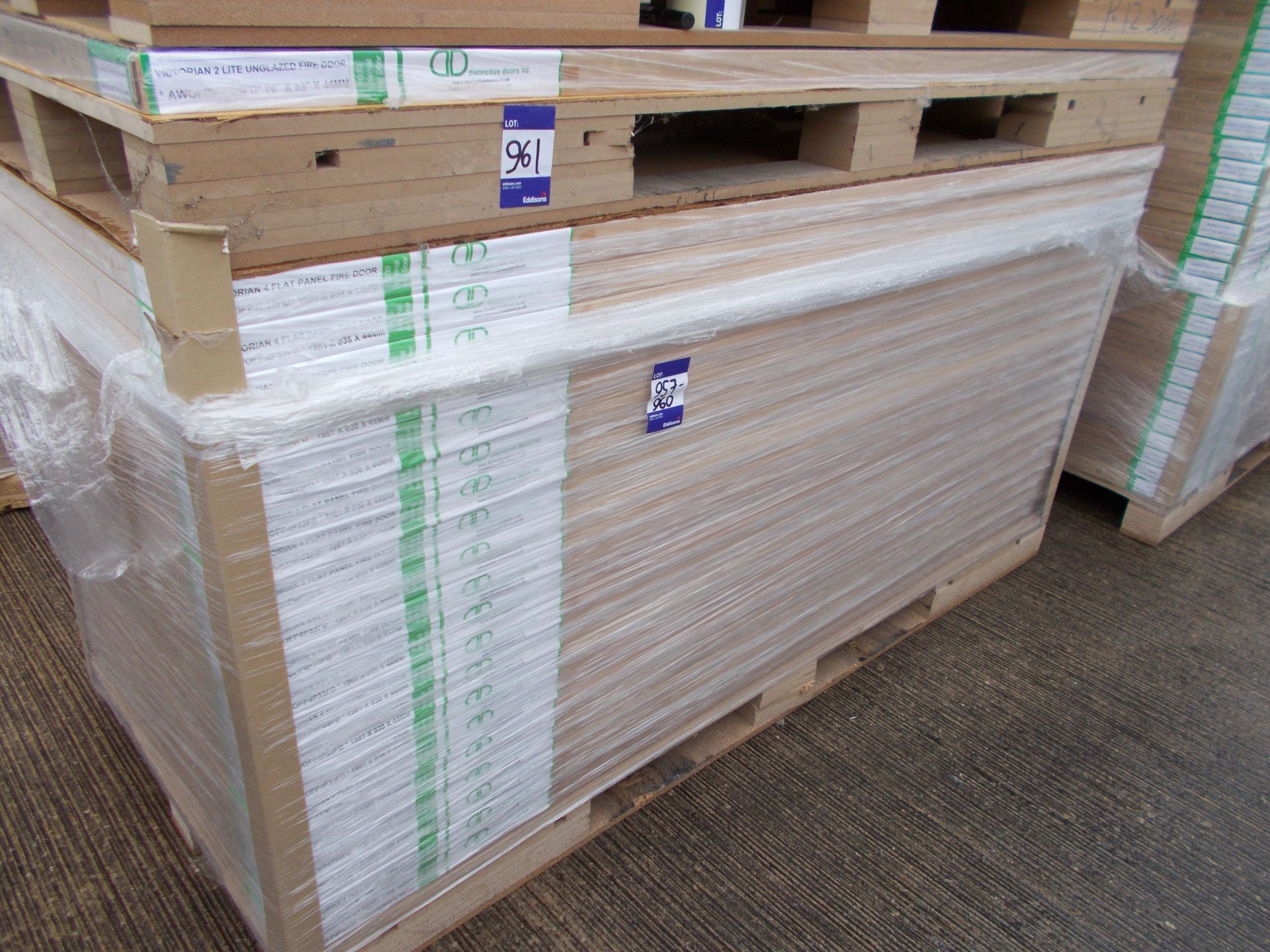 5 x Victorian 4 Flat Panel Int Fire Door AWOFP4P33FD, 1981x838x44mm - Lots to be handed out in order - Image 2 of 3