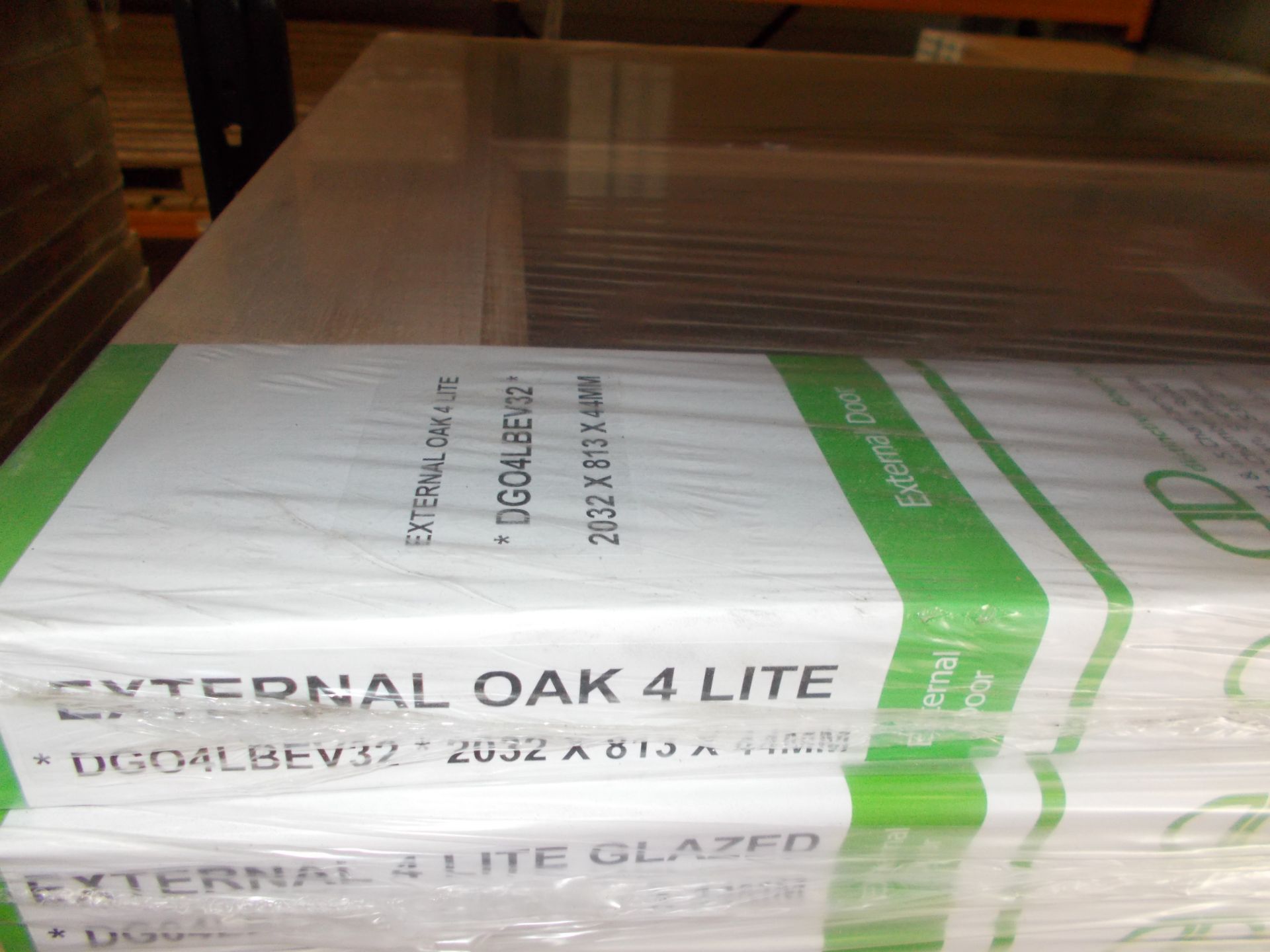 3 x External Oak 4 Lite Glazed External Door DG04LBEV32 2032x813x44mm - Lots to be handed out in - Image 4 of 5