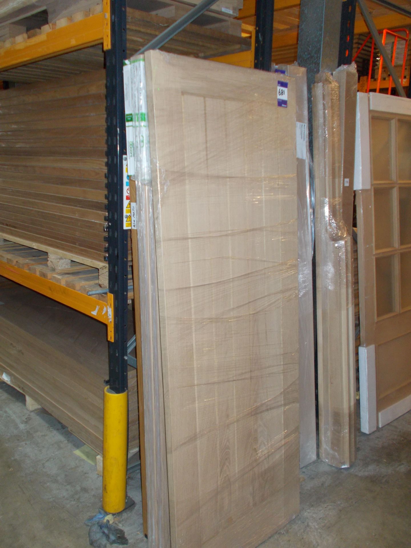 9x various Internal Fire Doors and Standard Doors to include Mexicano White Oak FD30 Pre-Finished,