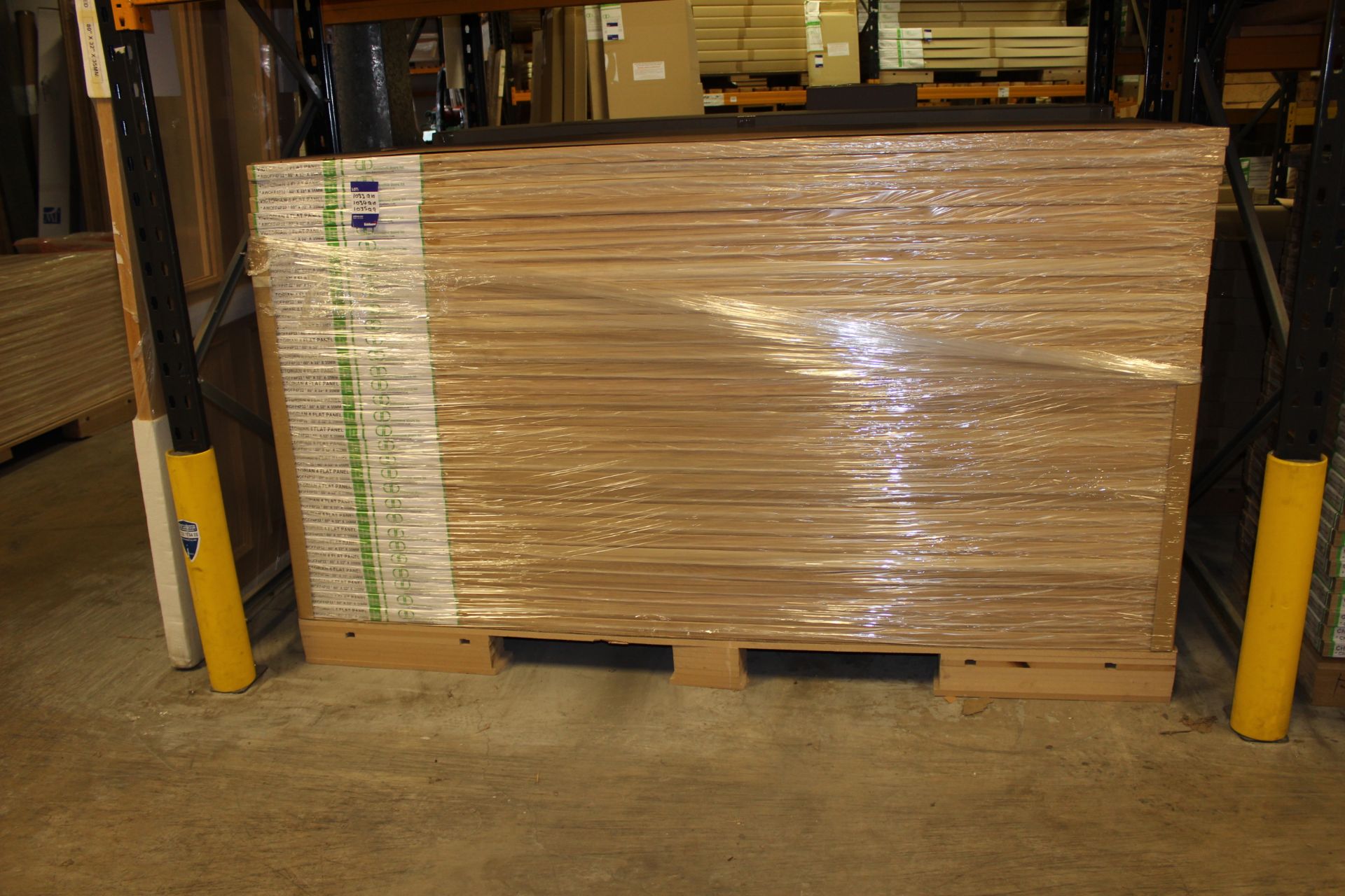 10 x Victorian 4 Flat Panel AWOFP4P32 80”x32”x35mm Internal Door - Lots to be handed out in order - Image 2 of 3