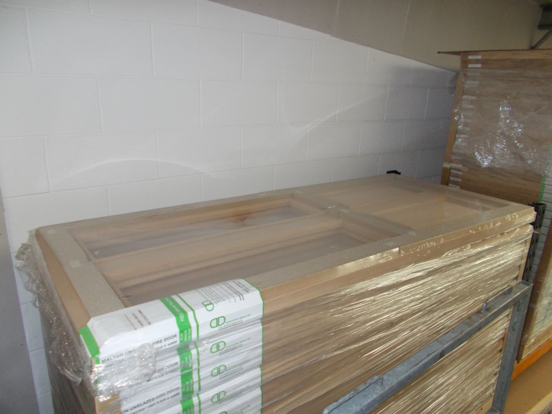 4 x Malton Unglazed FD30 Internal Fire Door AWOMALRM27FD 1981x686x44mm - Lots to be handed out in - Image 3 of 3