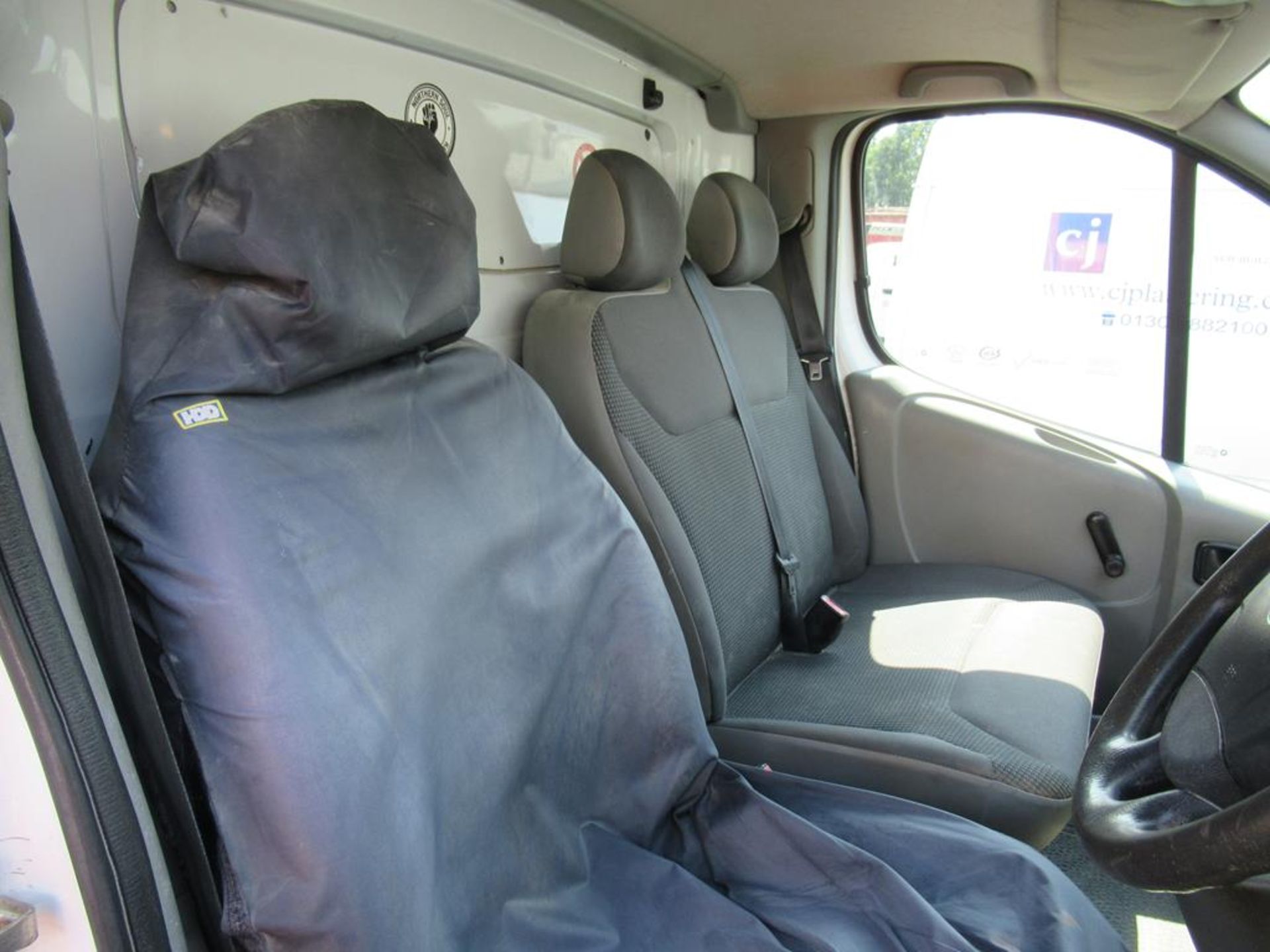 Vauxhall Vivaro 2.0CDTi Van - Image 9 of 11