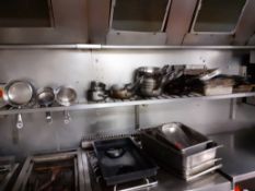 Quantity of pots, pans & utensils