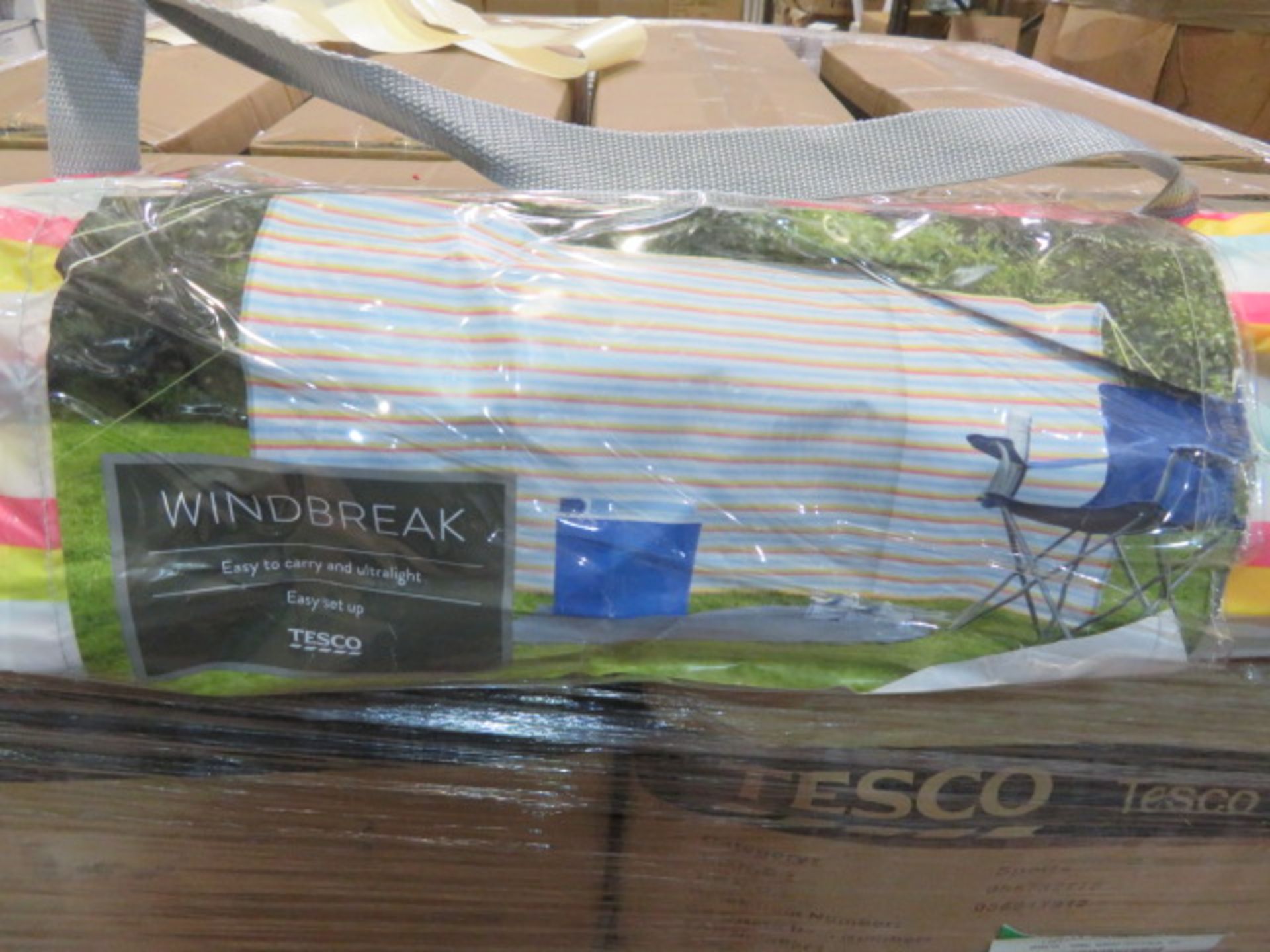 (P15) PALLET TO CONTAIN 64 x TESCO MEDIUM 4 POLE WIND BREAKS - EASY TO CARRY & ULTRA LIGHTWEIGHT - - Image 3 of 3