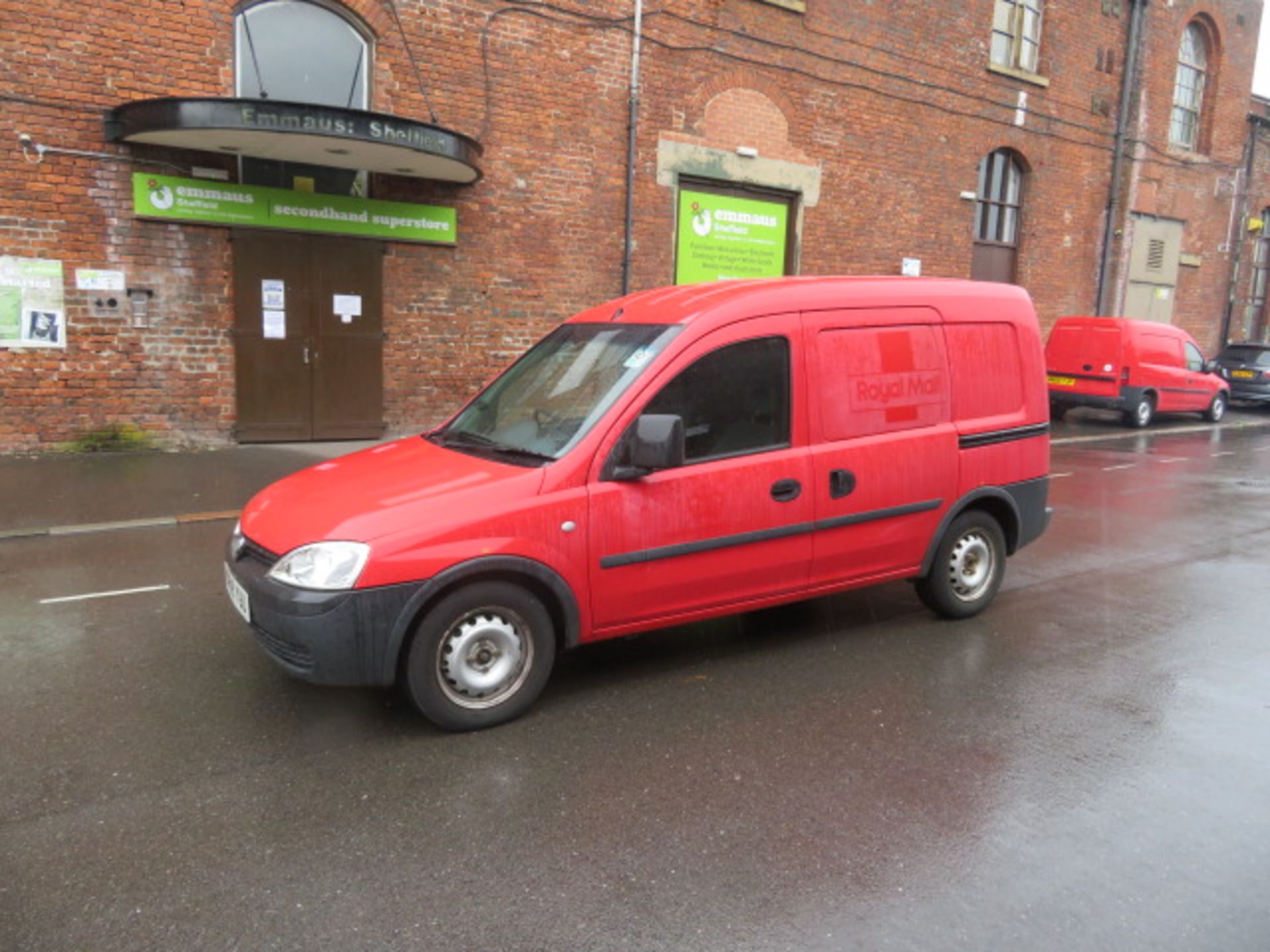 WN09 YUU - VAUXHALL COMBO VAN - FIRST REGISTERED 1 - Image 4 of 6