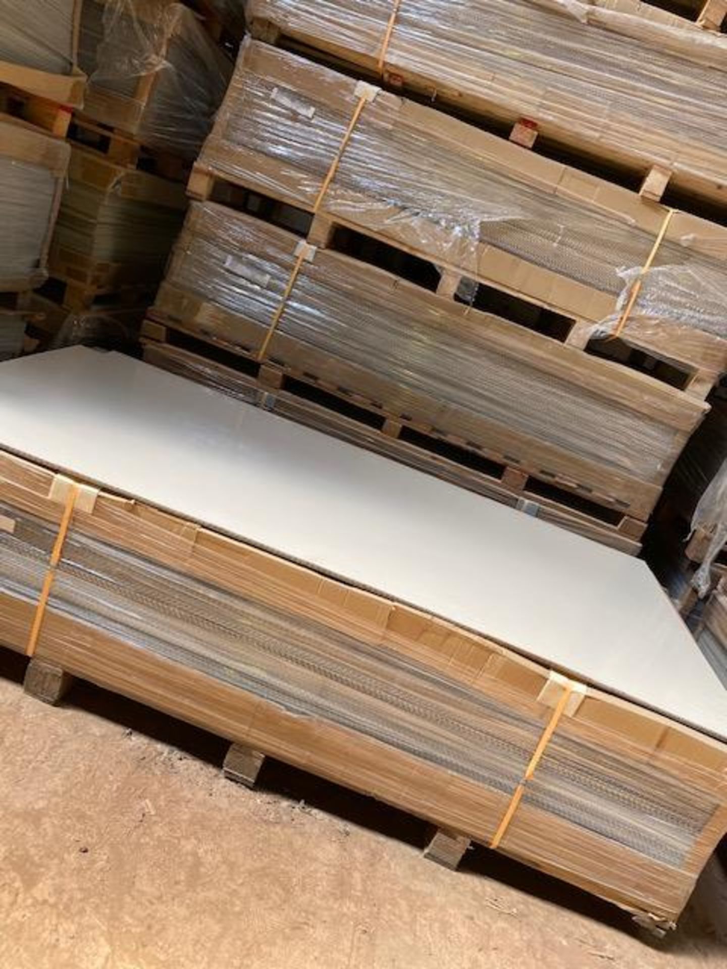 Pallet of White RMD wall panelling, corrugated board, 8ft x 4ft, Approx. 100 boards per pallet (