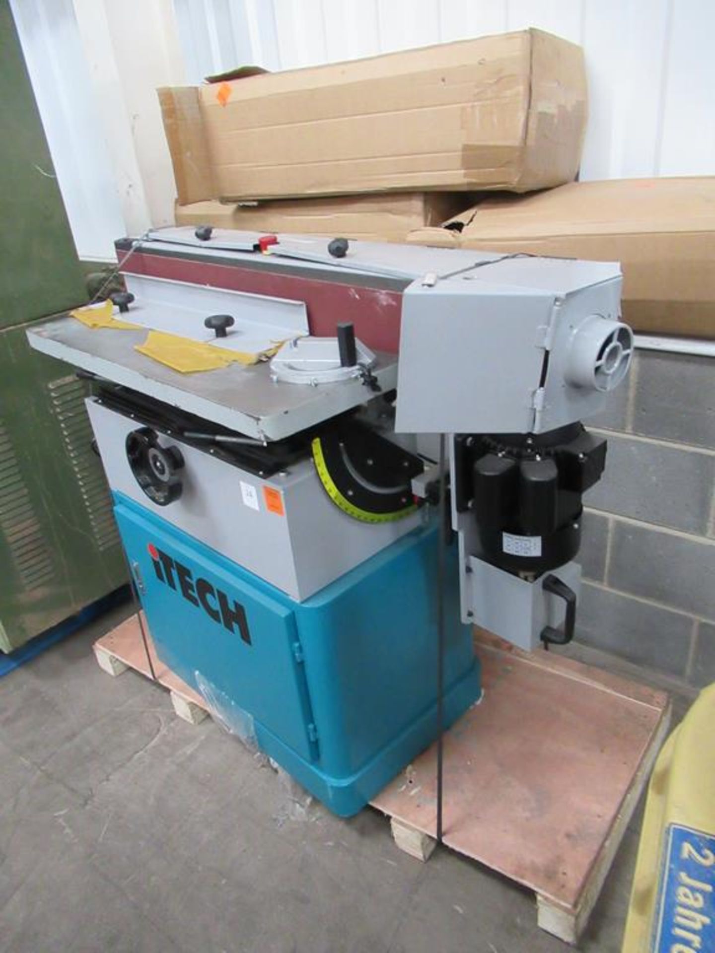 Itech ITWMB6X110 Horizontal Finishing Belt Sander 240V. Bed size 1010x190mm Belt length 2750mm Width - Image 3 of 10