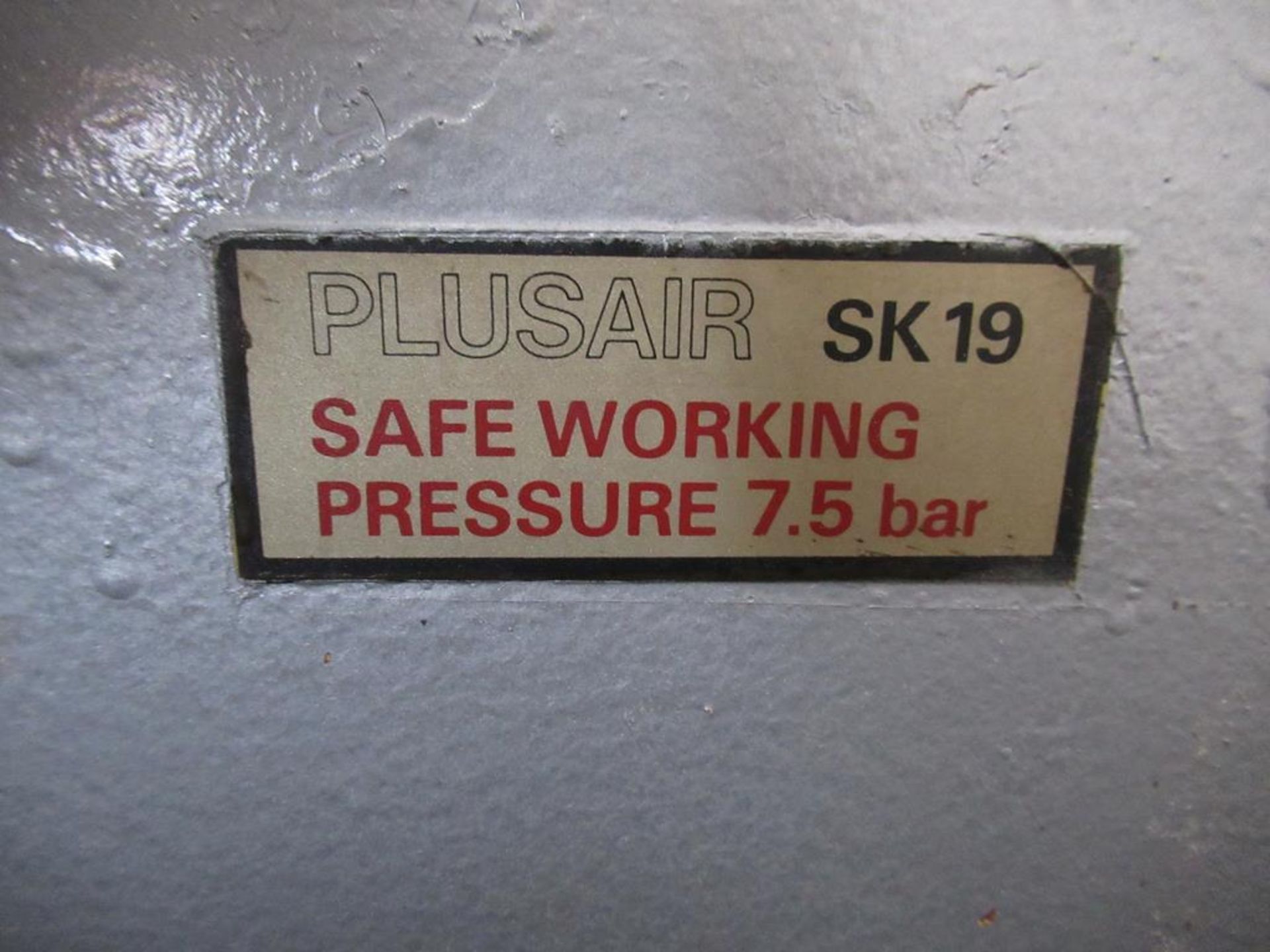 HPC Pulsair SK19 Screw Compressor safe working pressure 7.5 bar Hours 25829 3 phase - Image 4 of 10