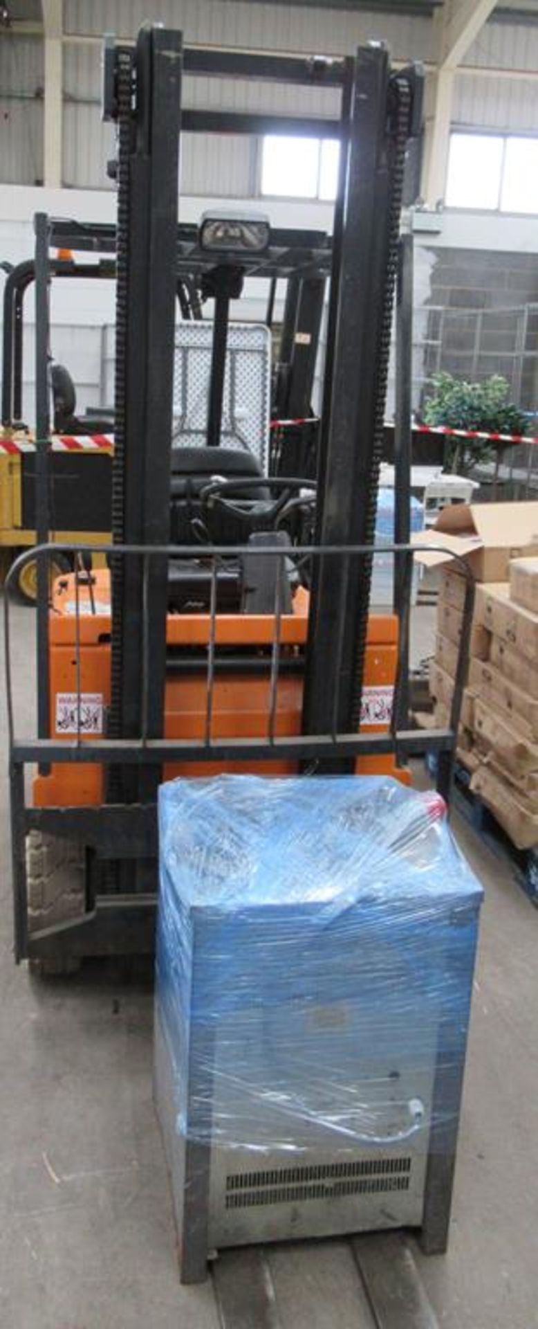 A 1992 Still R50-15 electric forklift - Image 2 of 10