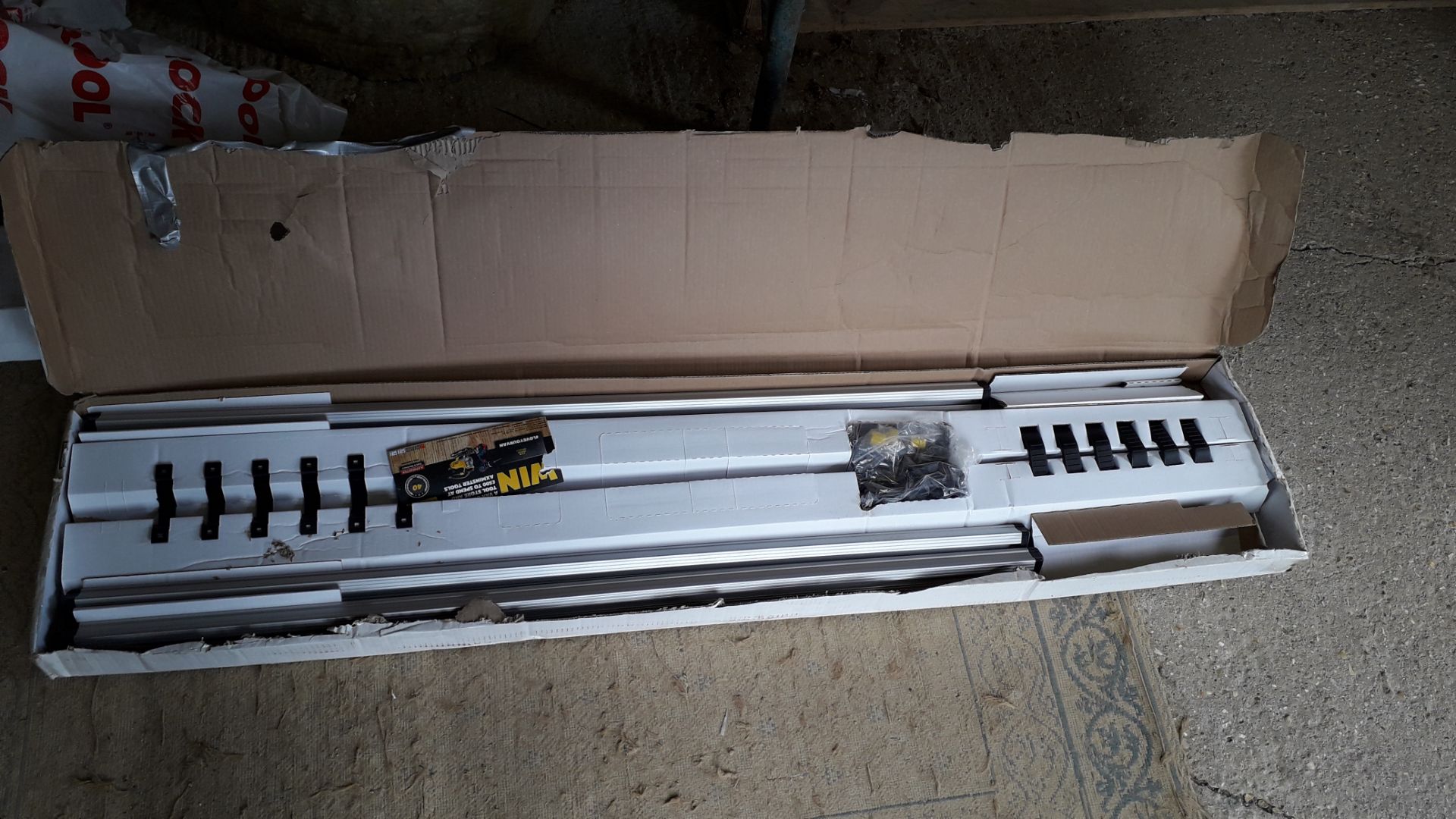 Boxed Van Guard Ulti Bar Van Roof Rack - Image 2 of 4