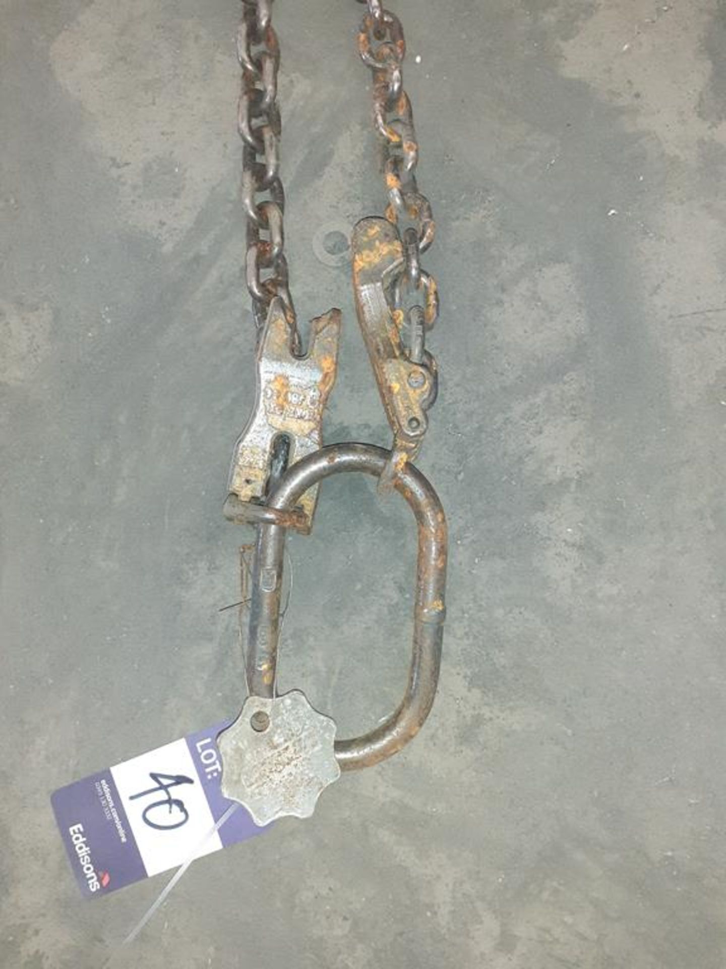 2.8m 2 leg lifting chain with hooks and chain shorteners - Image 2 of 2