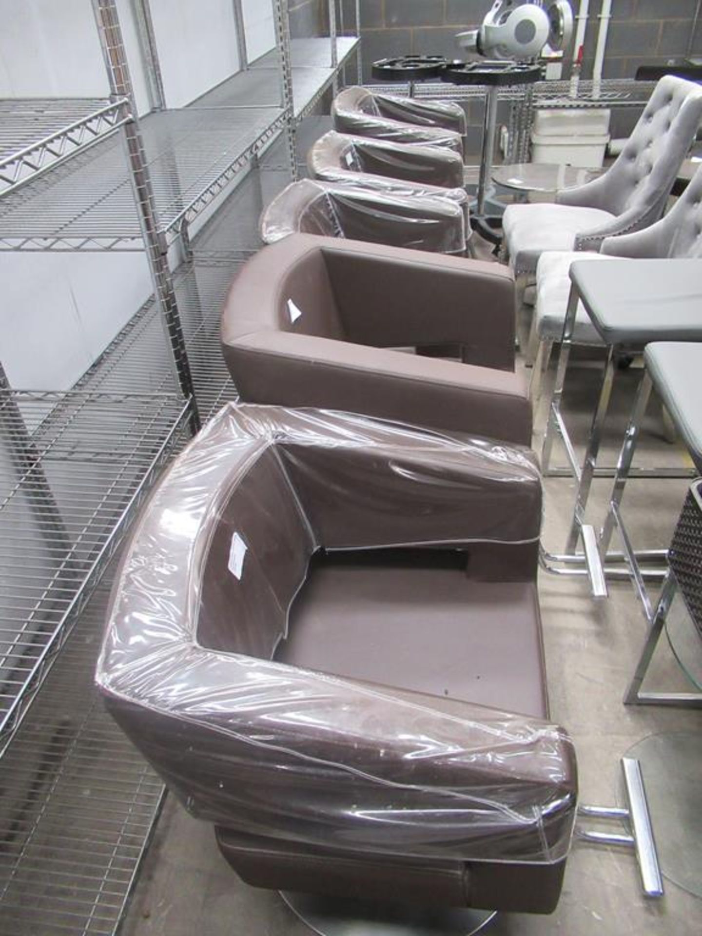 6 x brown leather effect salon chairs - Image 2 of 2