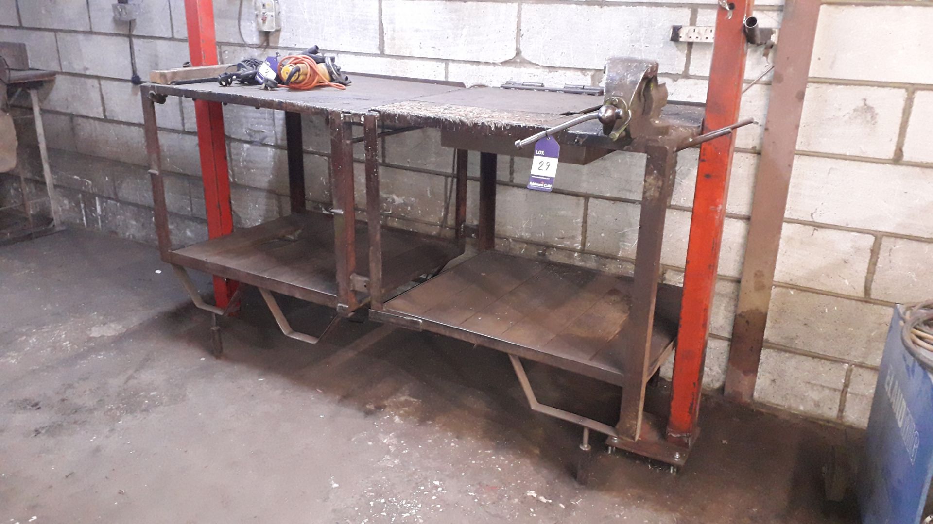 Steel Work Bench with fitted Record 34 Vice 200x75