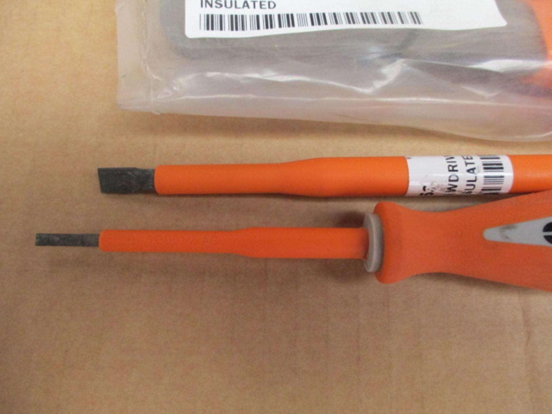 Insulated hand tools - Image 3 of 4