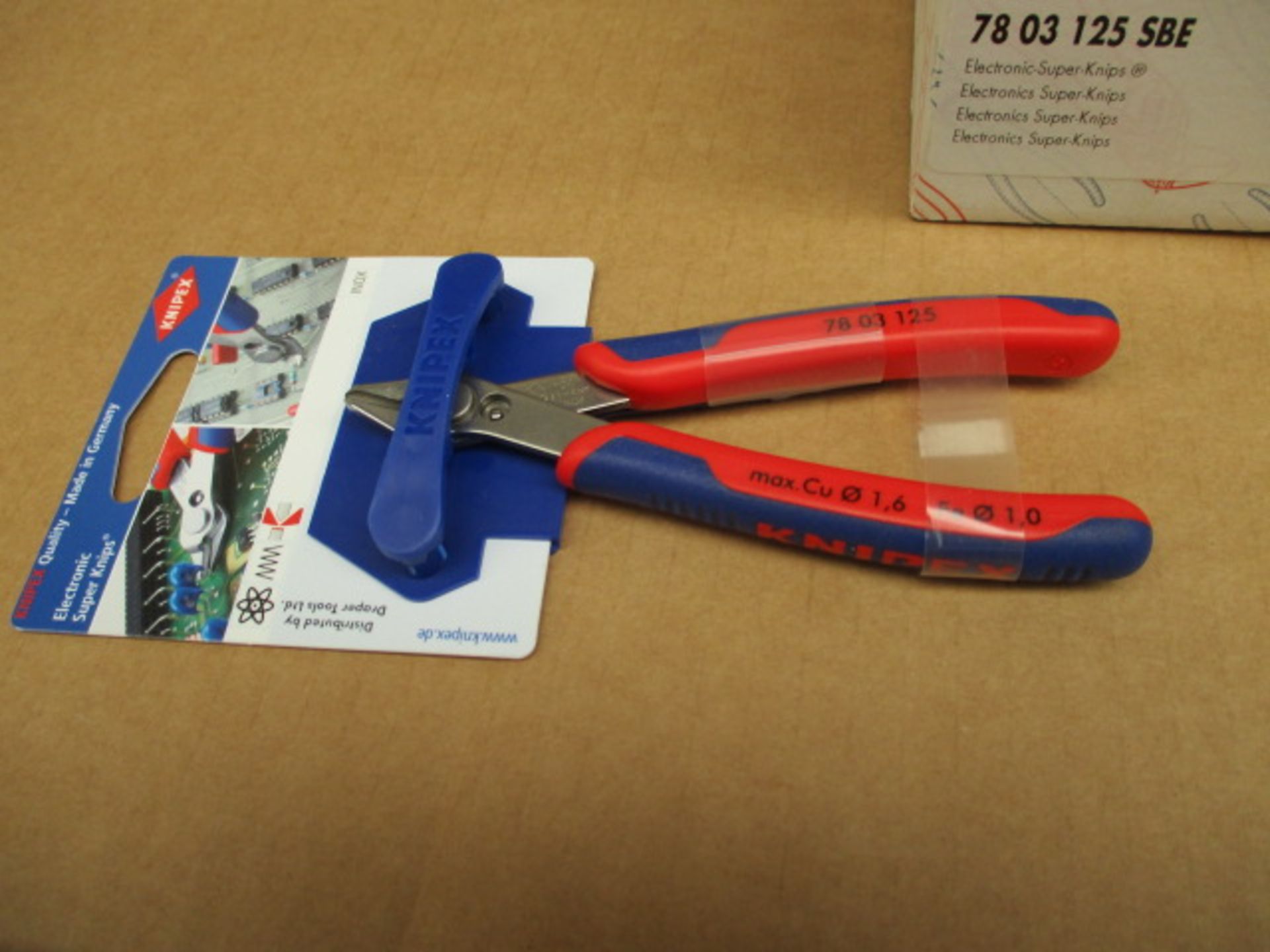 Electronics side cutters - Image 4 of 5