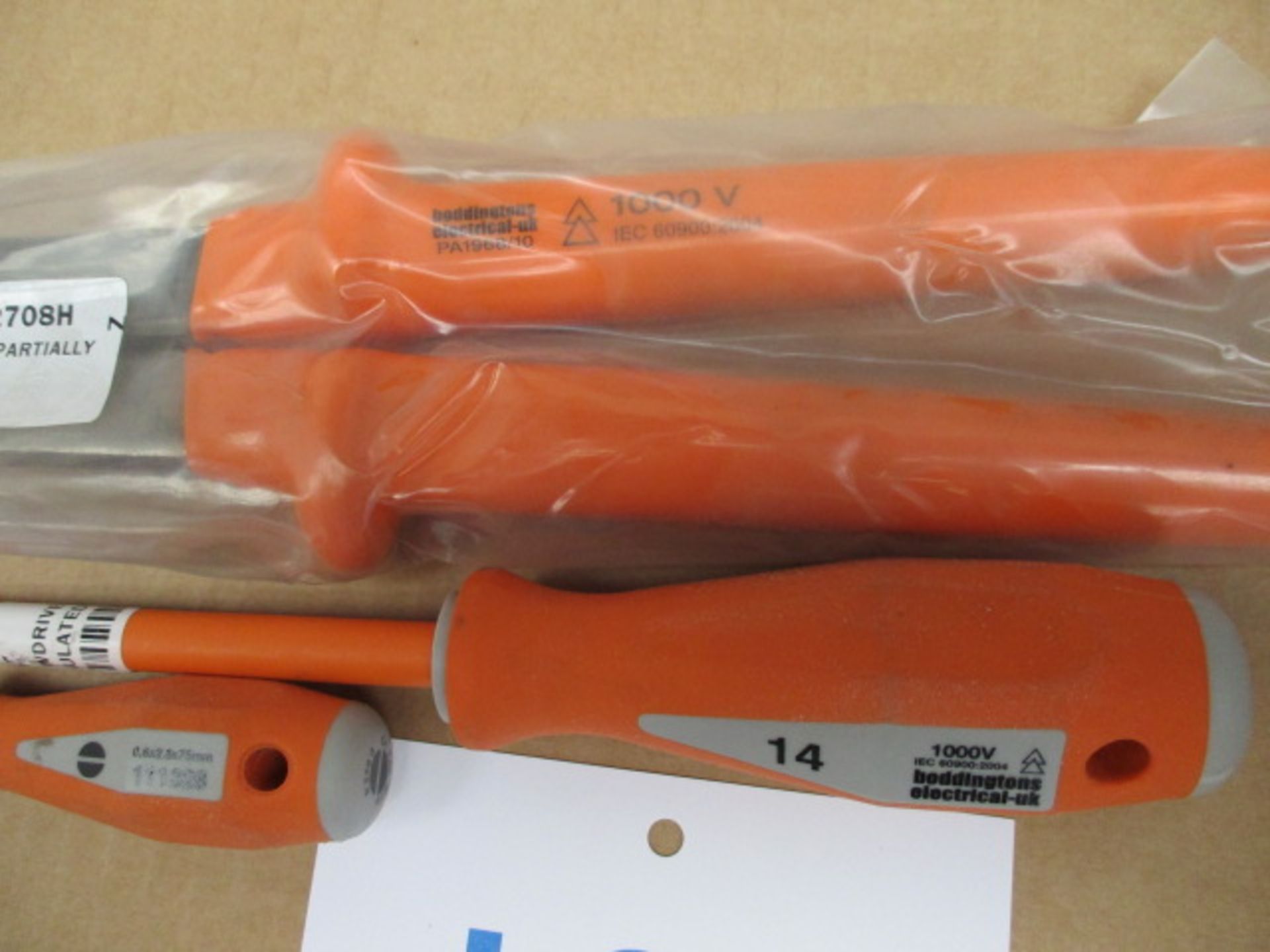 Insulated hand tools - Image 4 of 4