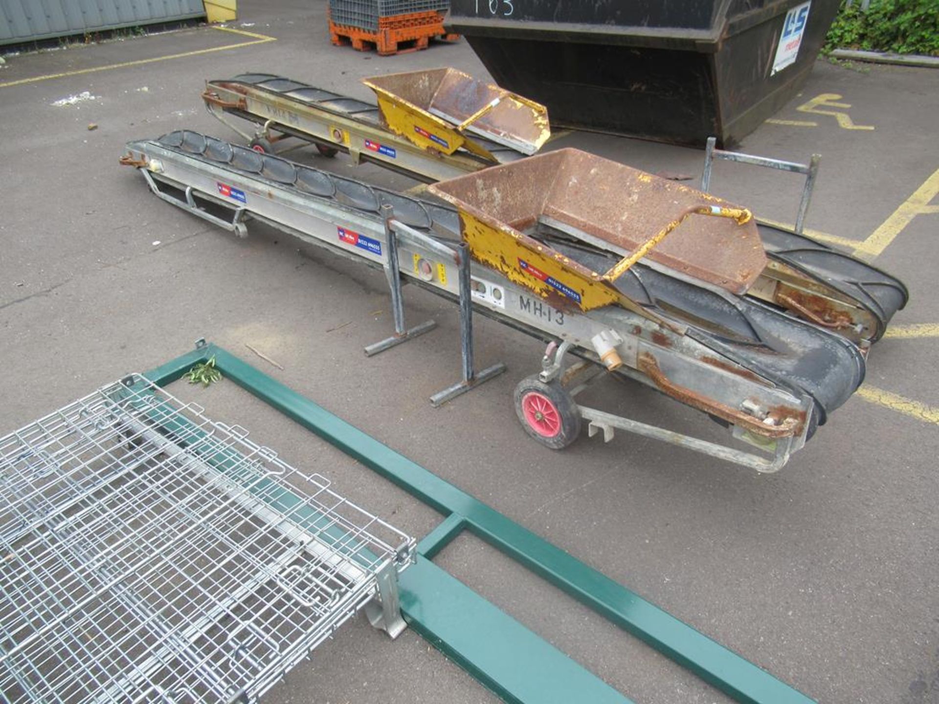 Mace mobile electric 110V conveyor - Image 2 of 2