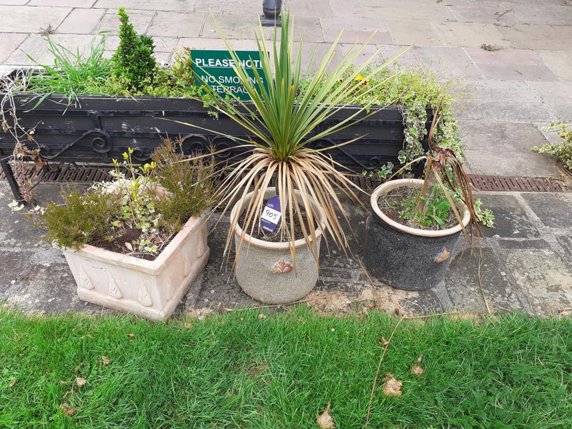 3 x Ceramic Outdoor Planters - Image 2 of 2