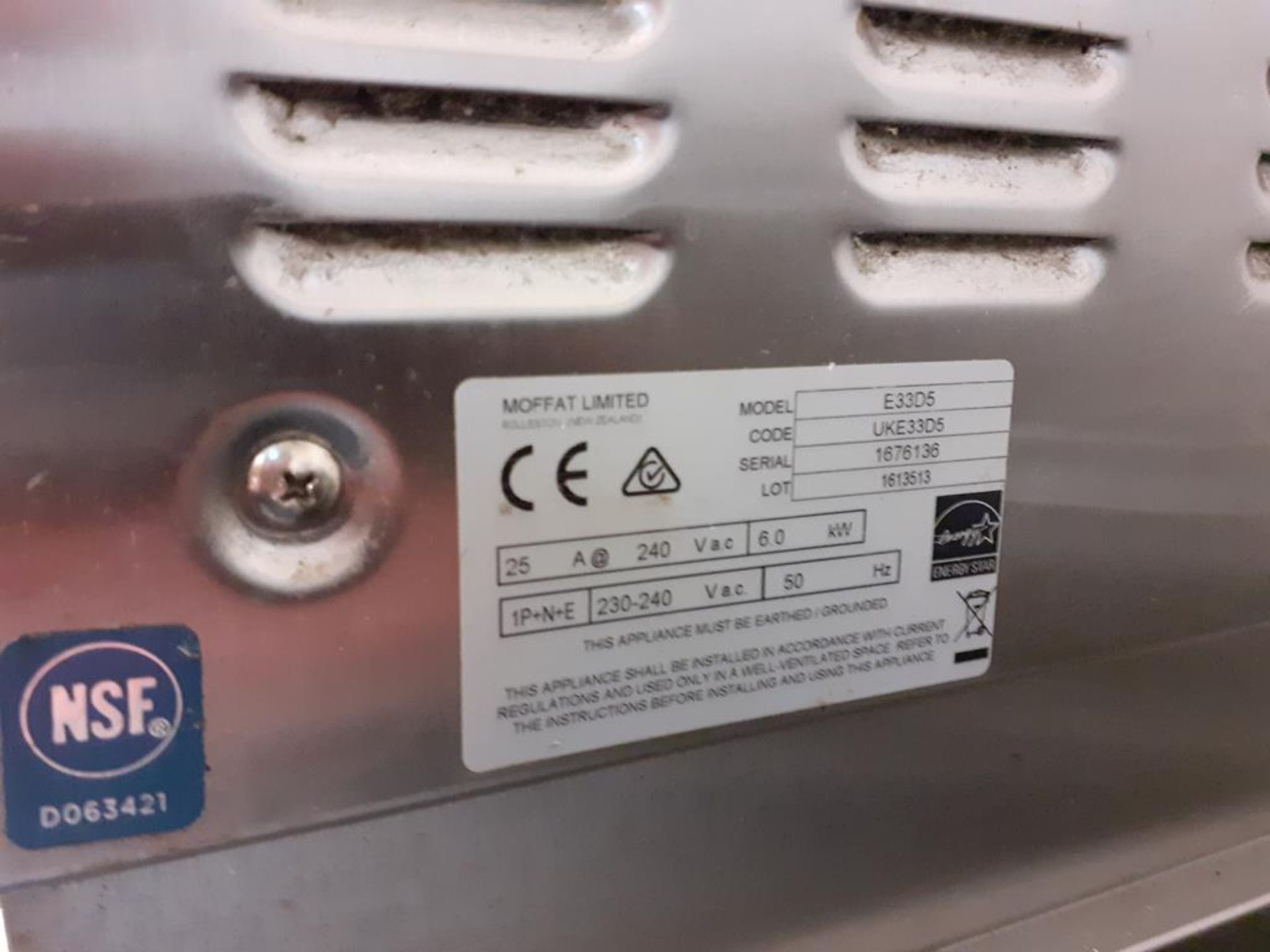 Blue Seal Turbofan E33D5 Electric Convection Oven - Image 4 of 5