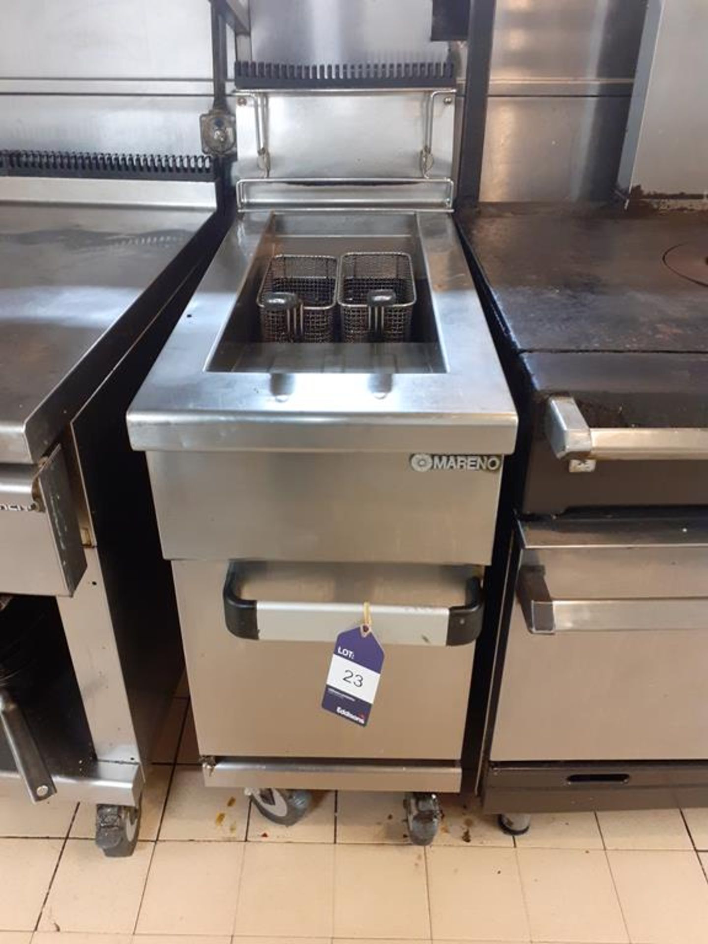 Mareno Stainless Steel Fryer with Castors