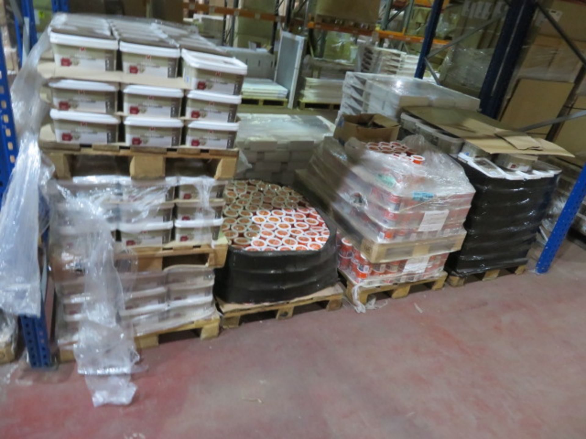 4,831 items of various new and sealed paints. Including 500ml, 750ml, 1L, 1.5L, 2L, 2.5L. From - Image 54 of 60