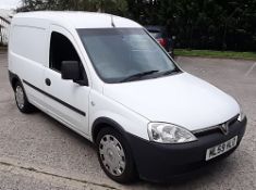 Vauxhall Combo 2000 1.3 CDTI Van Registration ML59