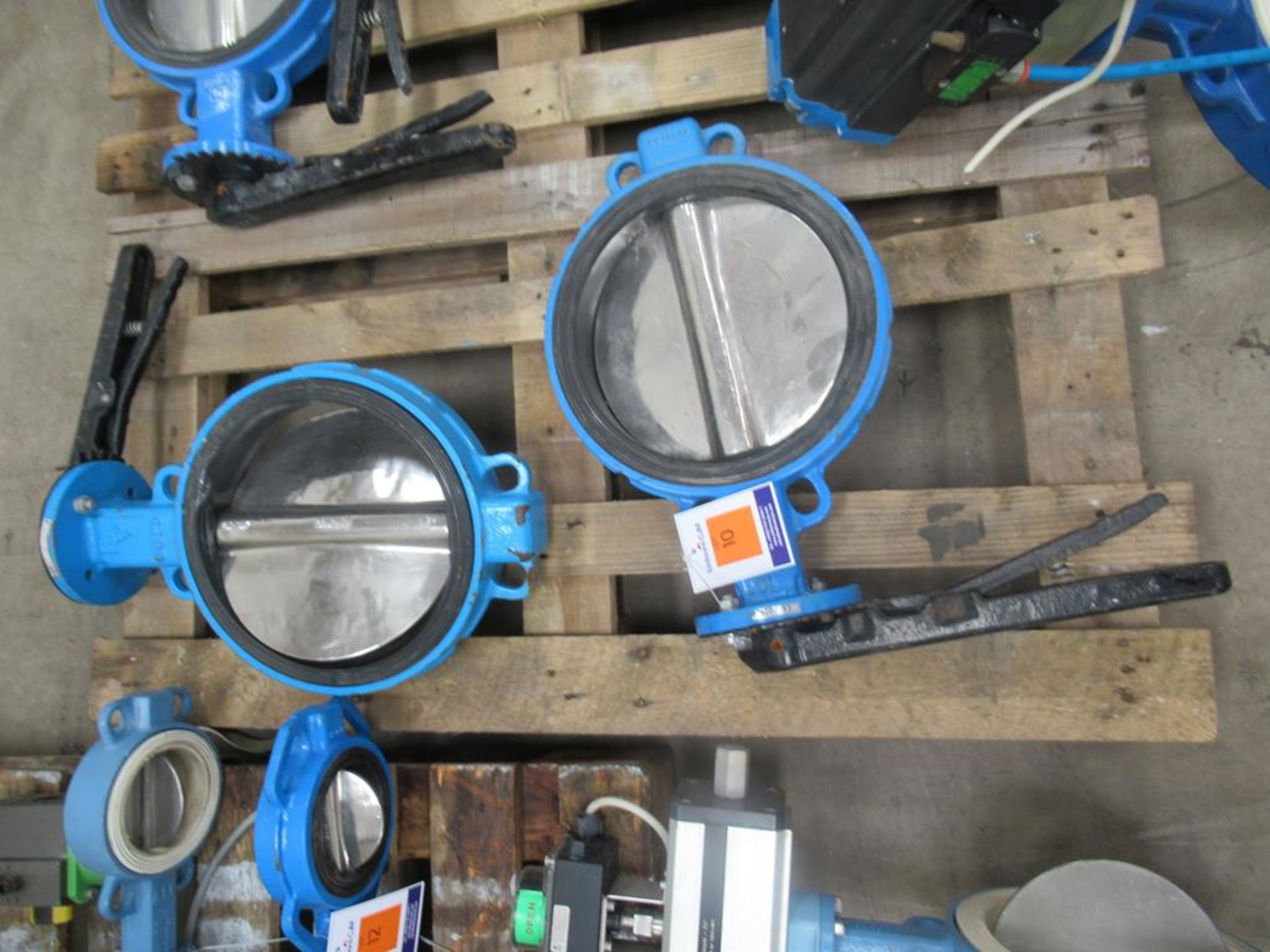 6 x 10" (250mm) Cast Iron Housing Stainless Steel Butterfly Valves - Image 6 of 6