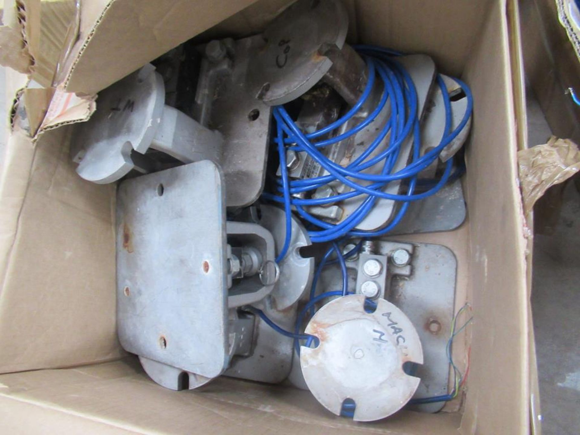 Box of Load Cells, Cables etc . - Image 2 of 6