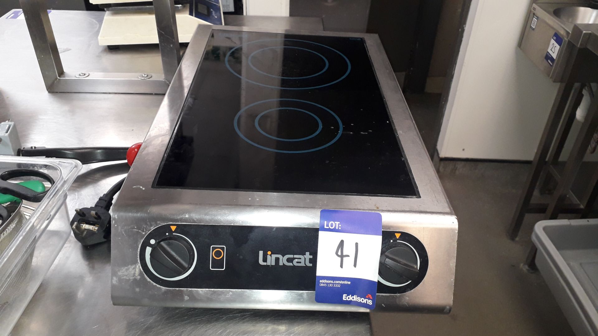 Lincat IH21 A002 Electric Induction Hob Serial Num - Image 2 of 3