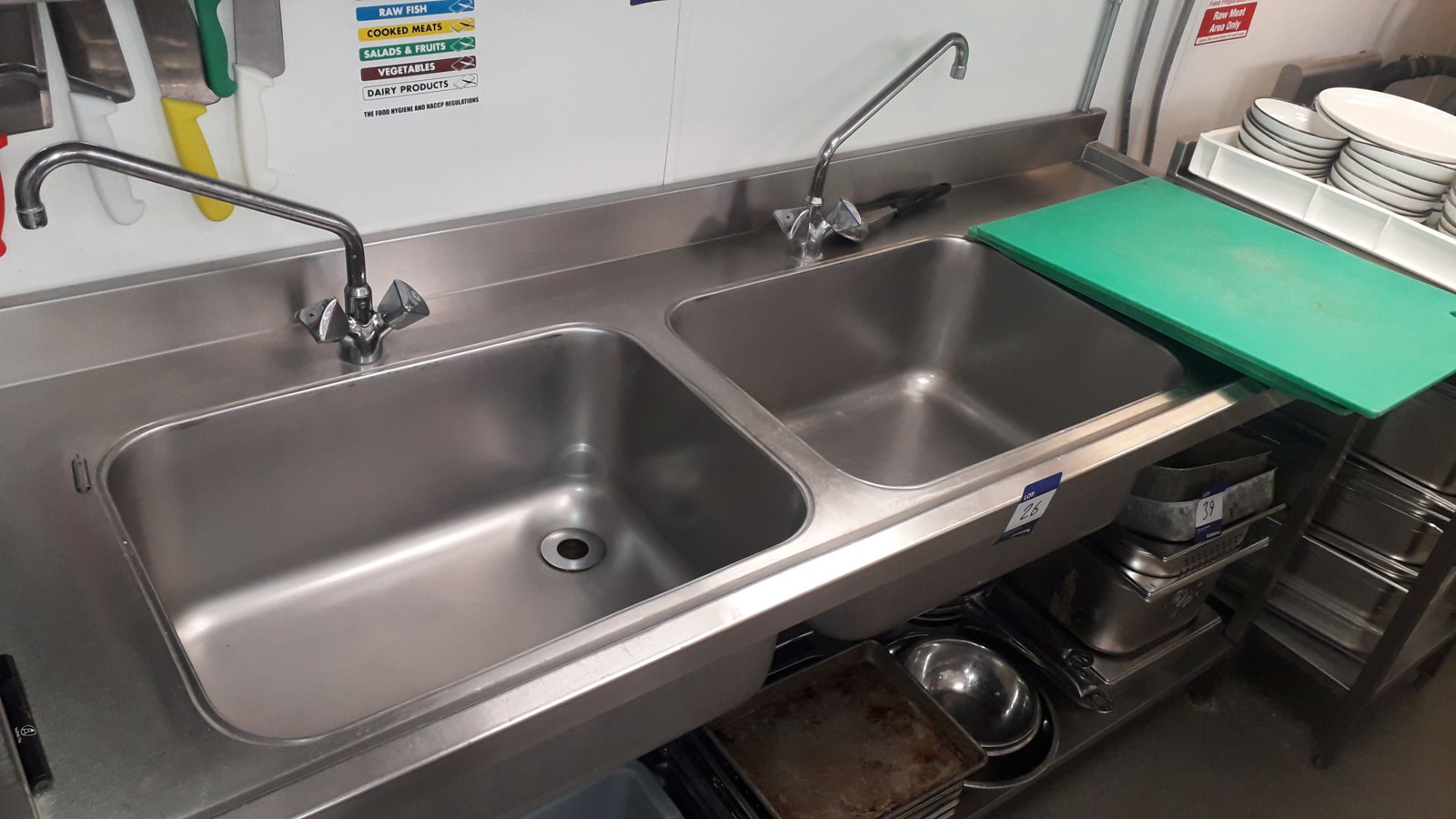 Stainless Steel Commercial Double Sink and Drain O