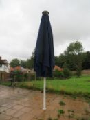 MDT garden umbrella with electric heater