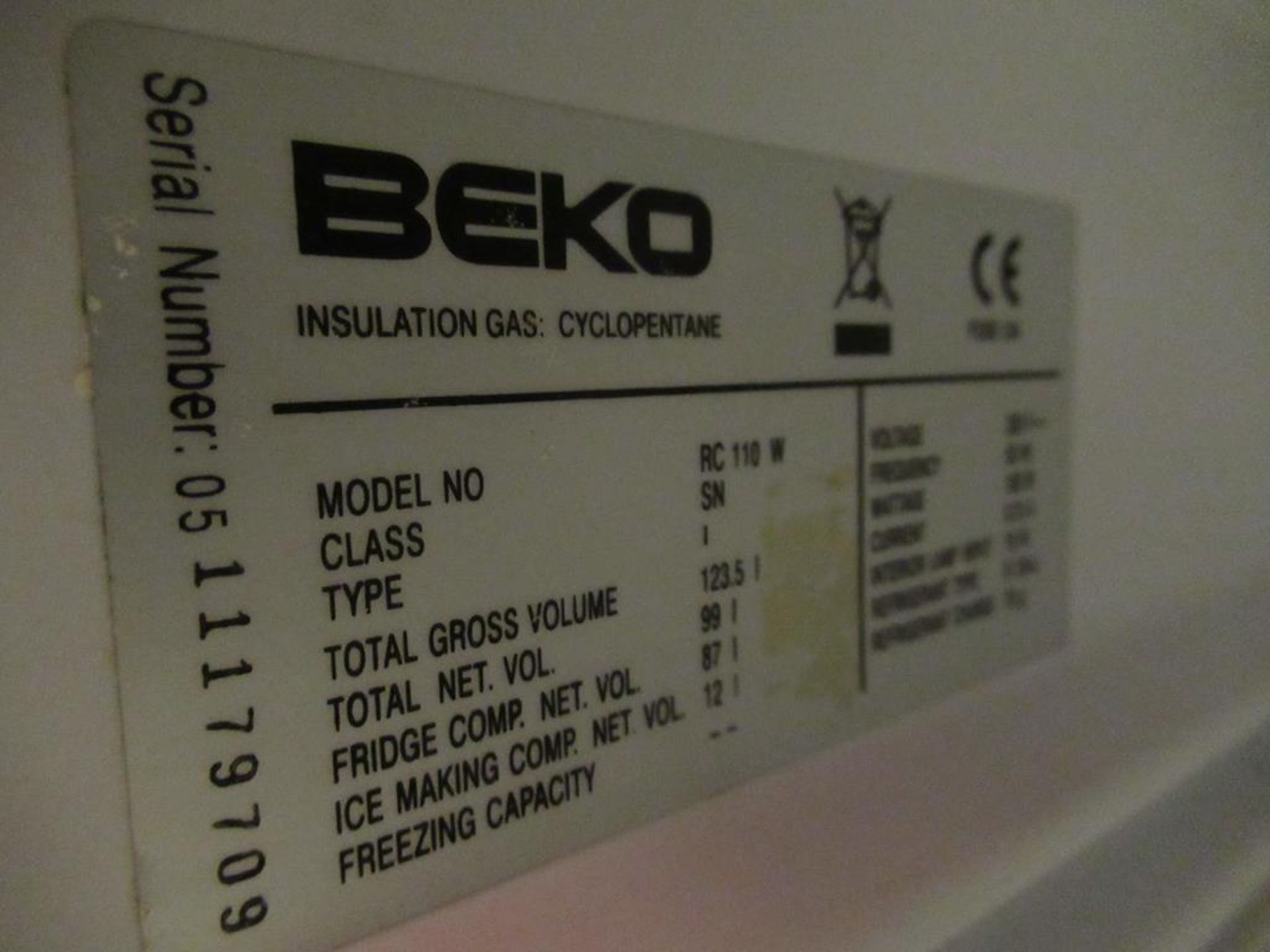 Beko RC 110 W Undercounter Fridge - Image 2 of 2