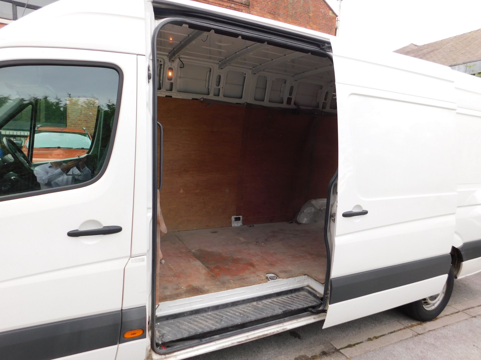 VW Crafter CR35 109 TDI LW Panel Van, 3500kg GVW, odometer reading 149,752 miles, registration - Image 6 of 10