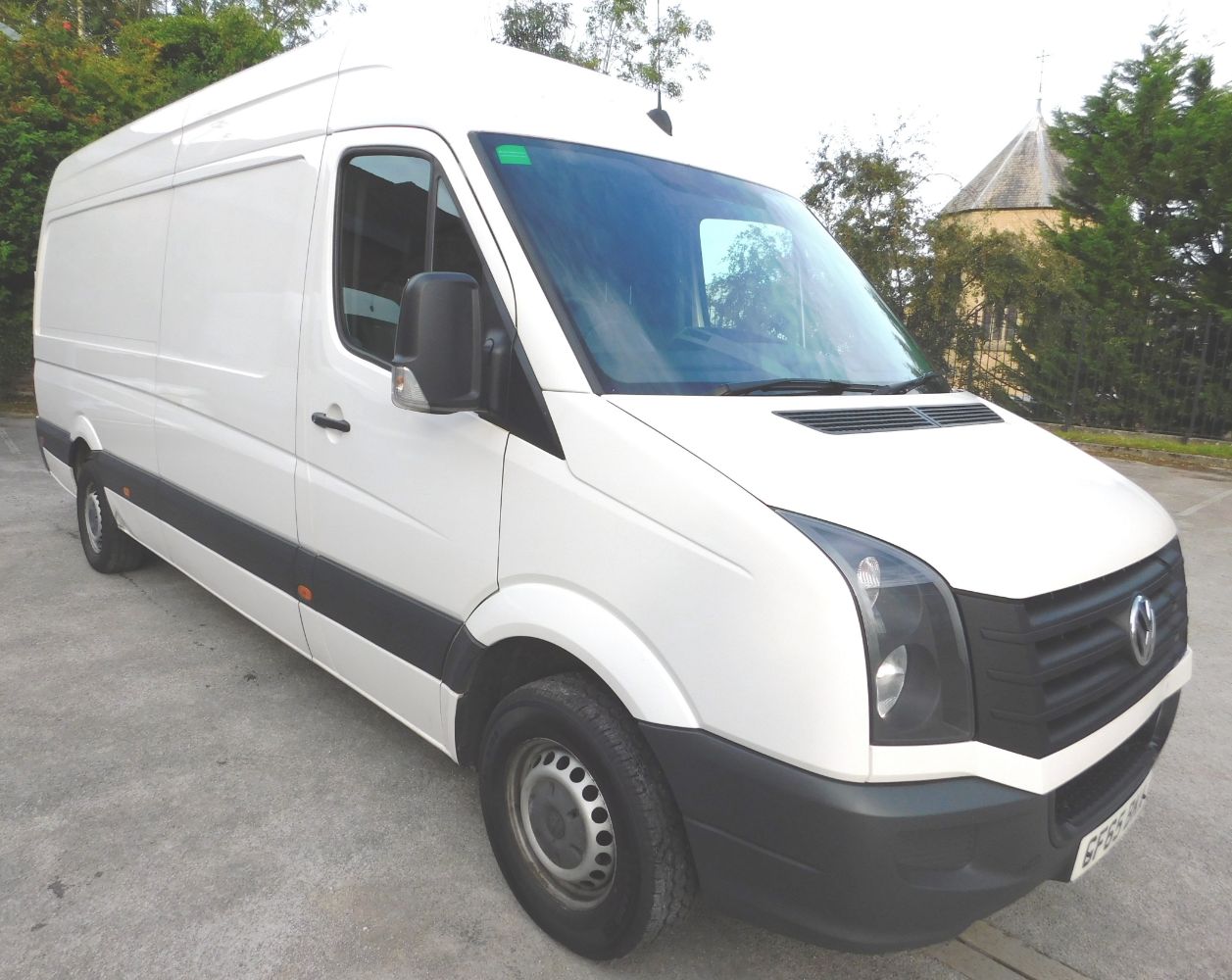 Two VW Crafter CR35 LWB Panel Vans & Mitsubishi 2Ton Electric Forklift Truck Model FB20KC (2004)