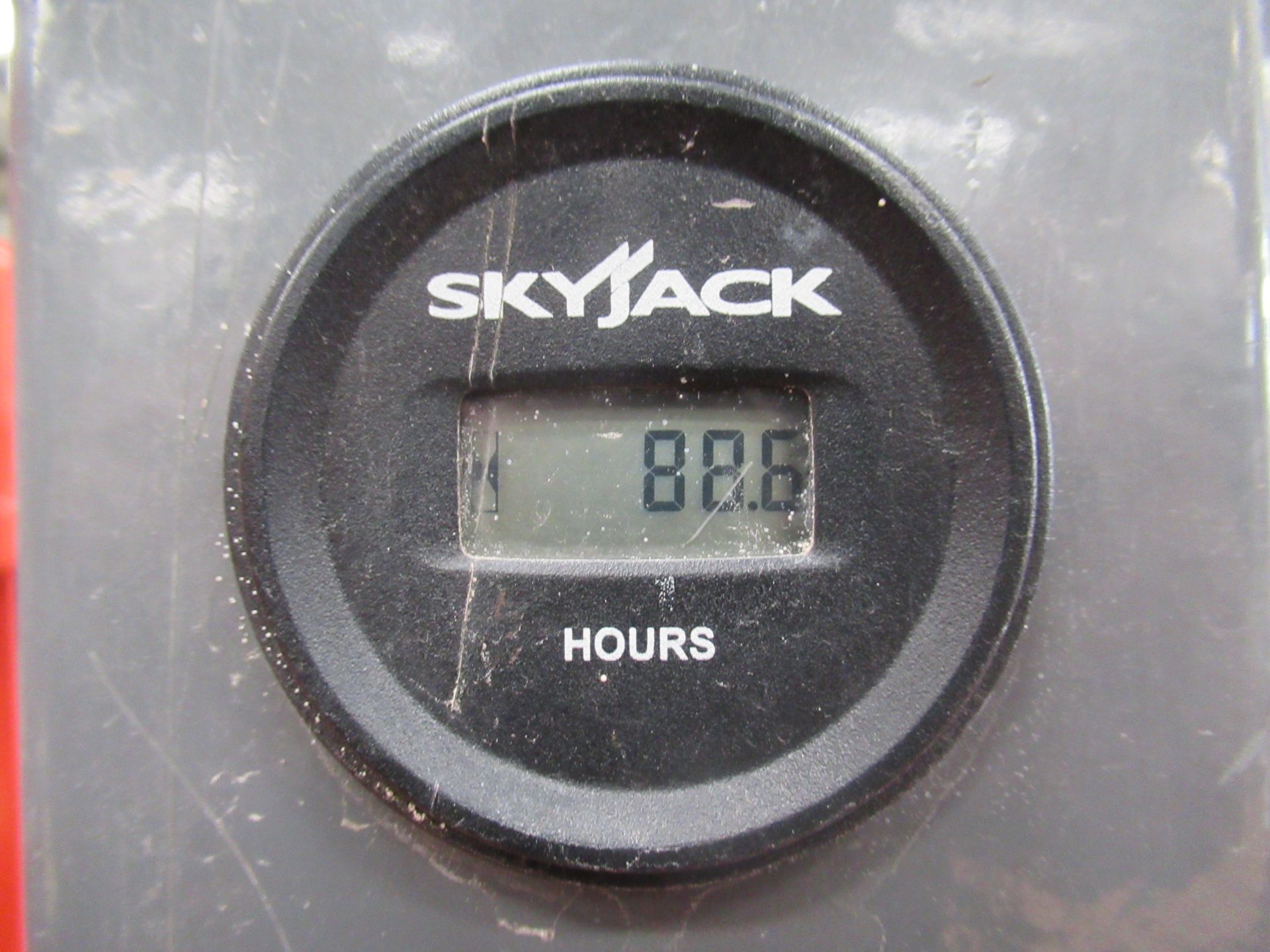 Skyjack SJ16 vertical mast lift - Image 4 of 4