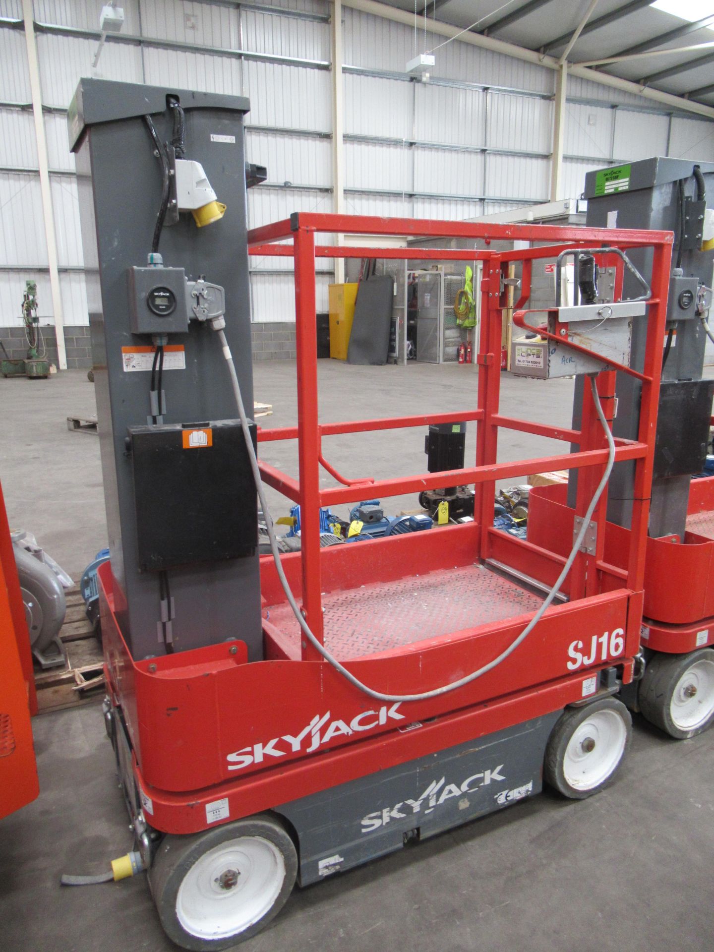 Skyjack SJ16 vertical mast lift