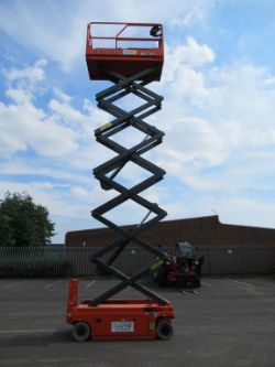 5 Late Model Scissor / Boom Lifts and Mitsubishi Reach Truck