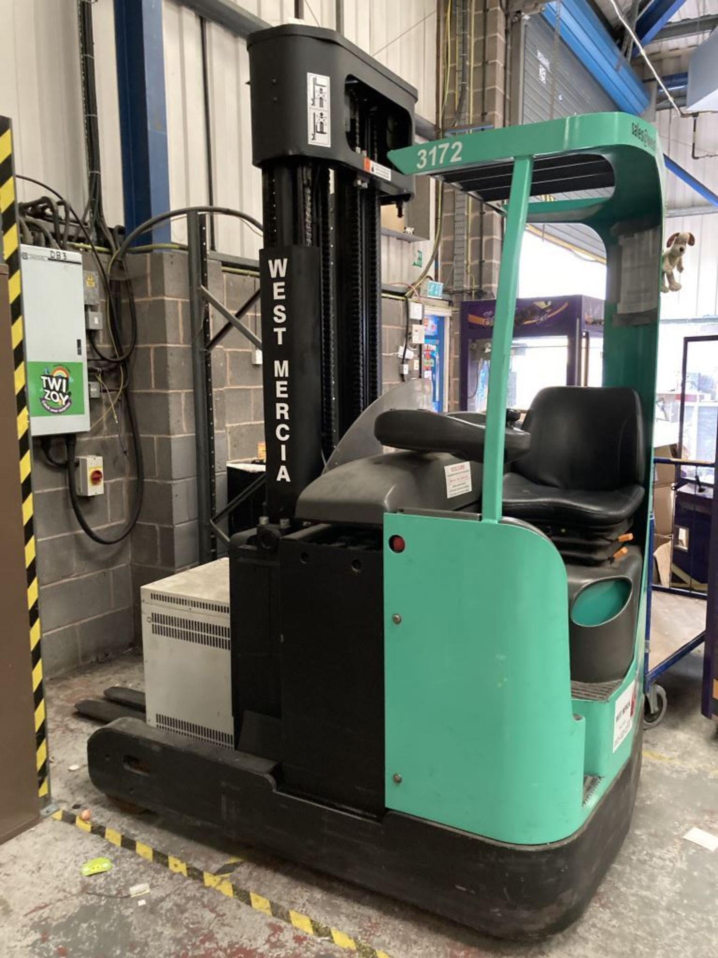 Mitsubishi RB14KE Electric Reach Truck