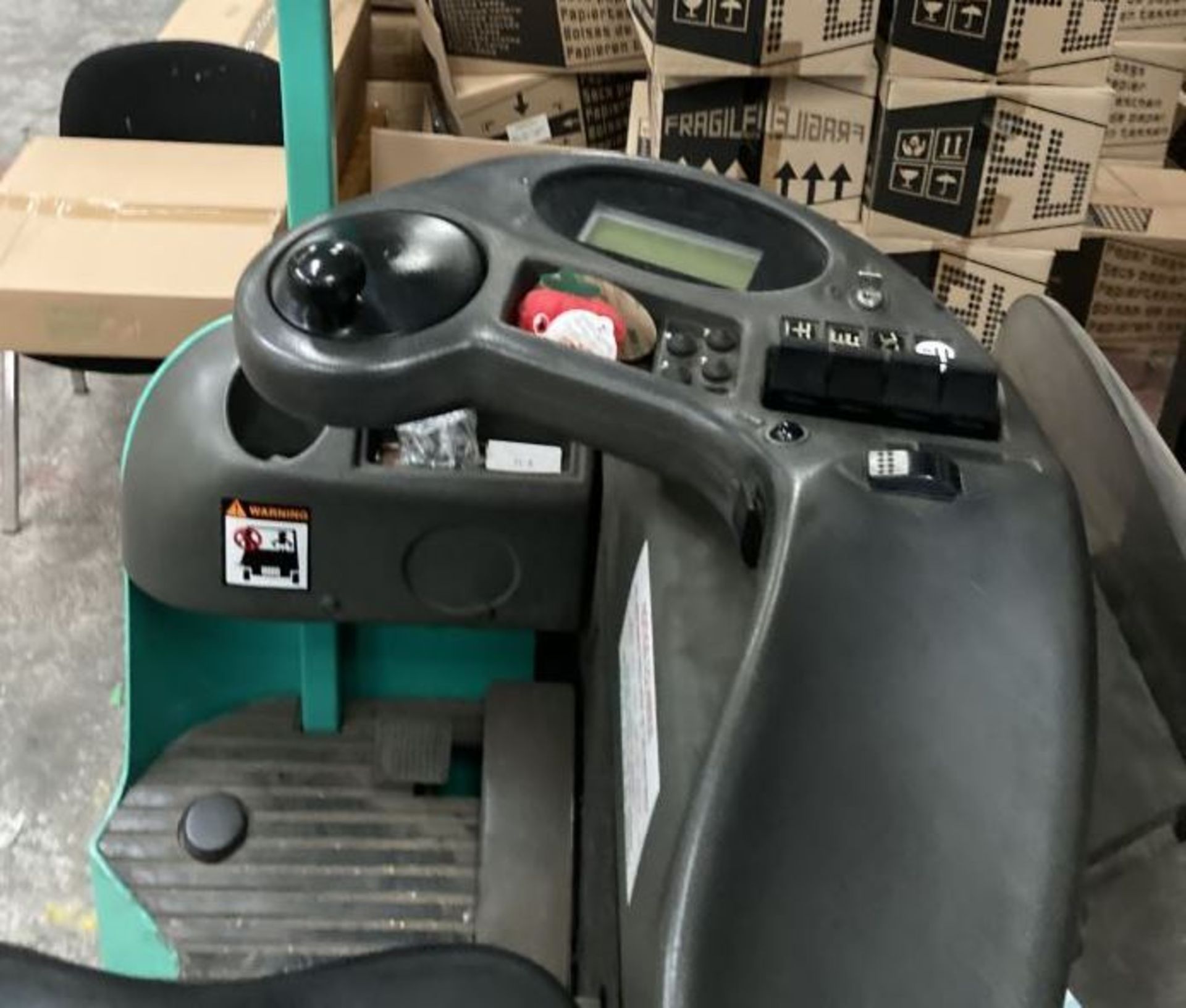 Mitsubishi RB14KE Electric Reach Truck - Bild 4 aus 13