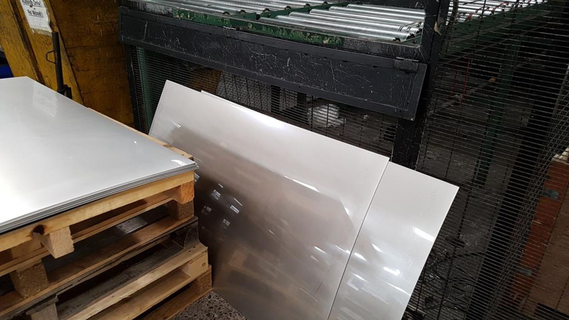 Dimeco 1300mm Cut to Length Line for Stainless Steel and Aluminium. Reserve £10,000 - Image 19 of 24