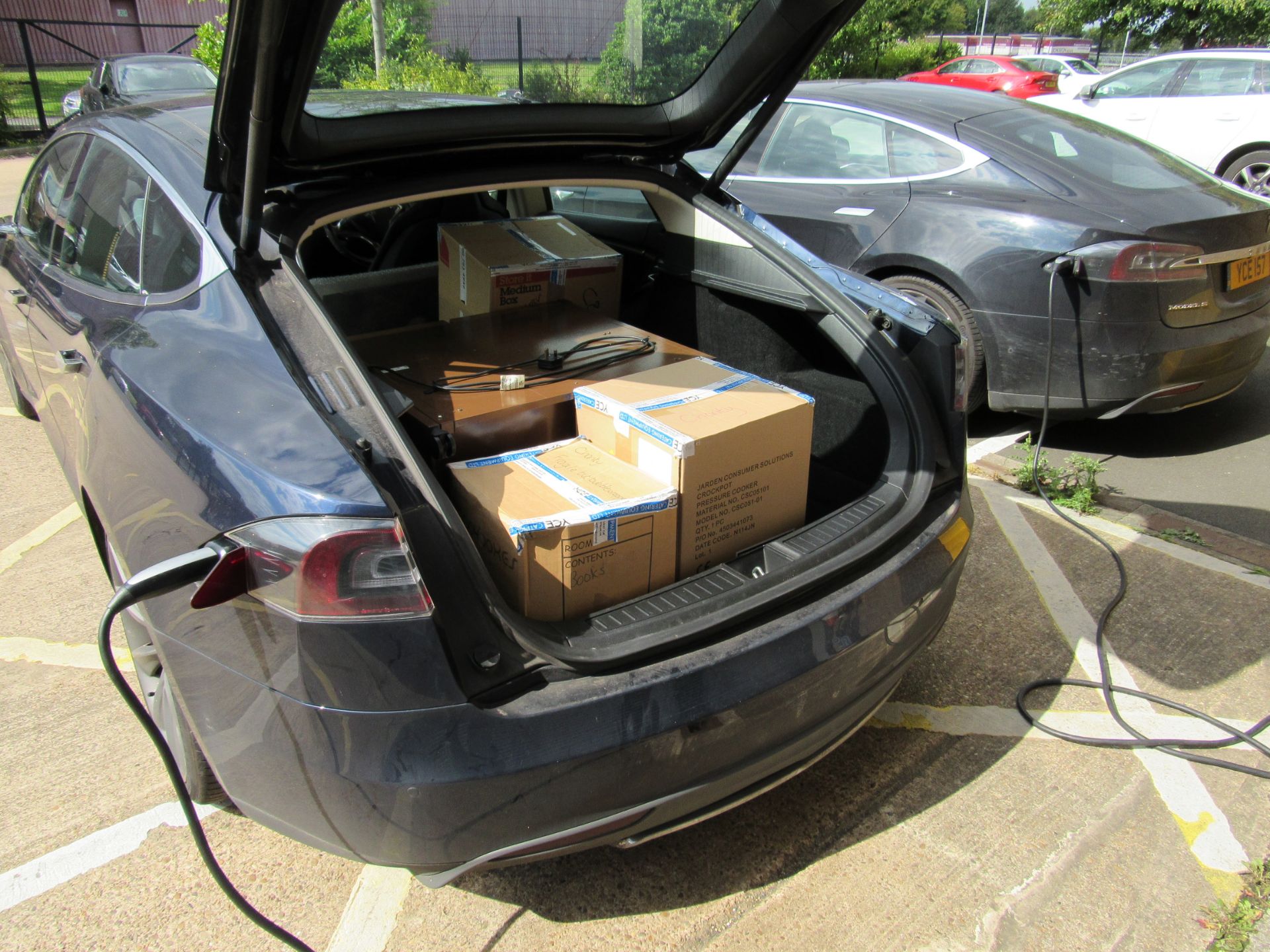 Tesla Model S, 5 Door Hatchback, Electric, Date of - Image 8 of 15