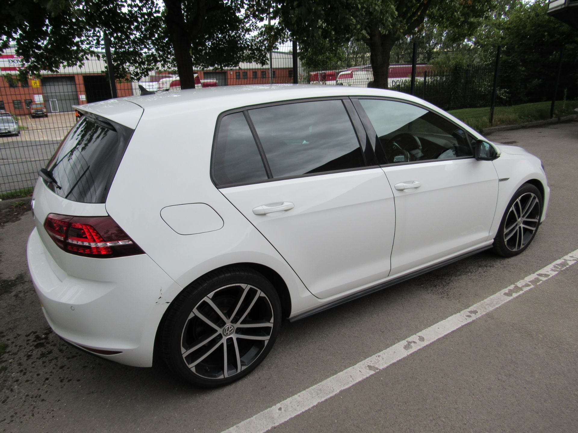 VW Golf GTD, 5 Door Hatchback, Registration KW15 H - Image 5 of 17