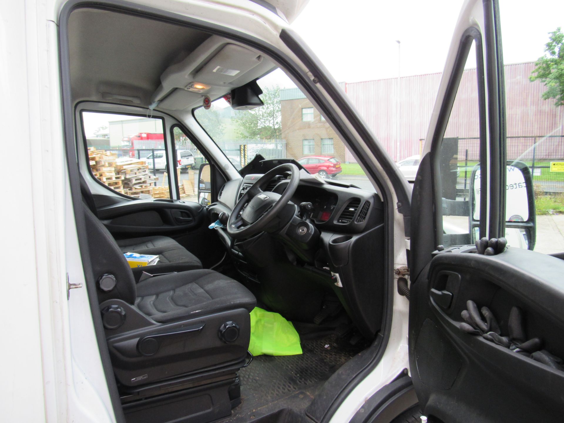 Iveco Daily 35 C15 3750 Luton Van, Registration E6 - Image 13 of 13