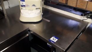 Stainless Steel Food Prep Table 1,200mm – Located 85 Scoresby Street, London, SE1 0XN