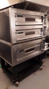 OEM Stainless Steel Electric Triple Deck Pizza Oven Assembly with Steam Facility on Mobile Stand (