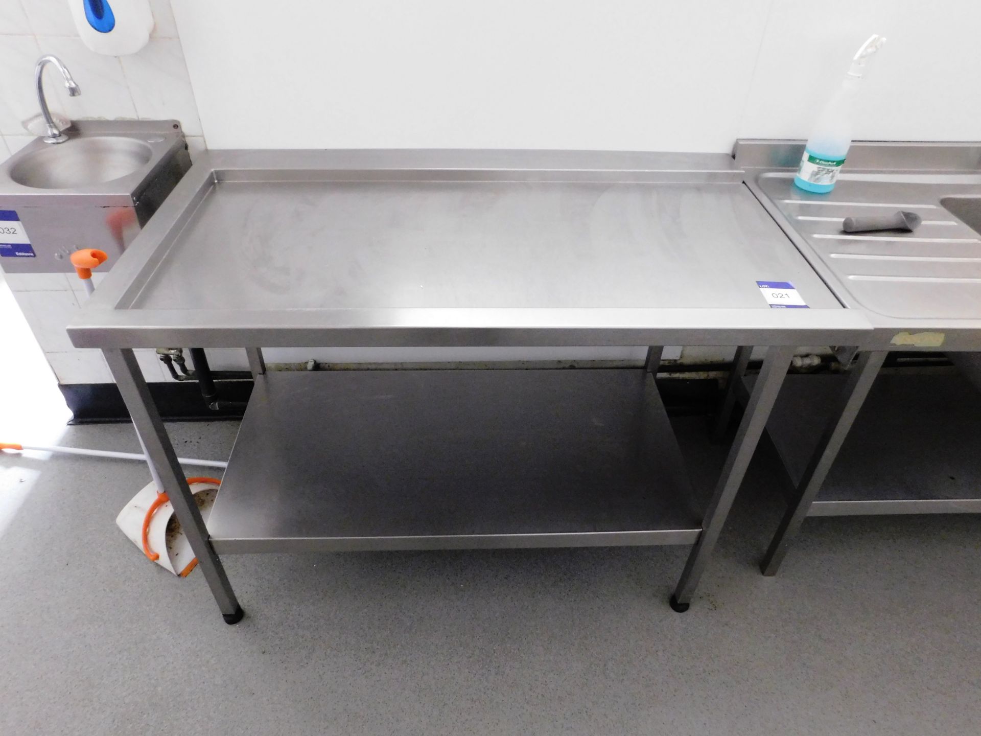 Stainless Steel 2 Tier Wash Station Bench (1200x680)