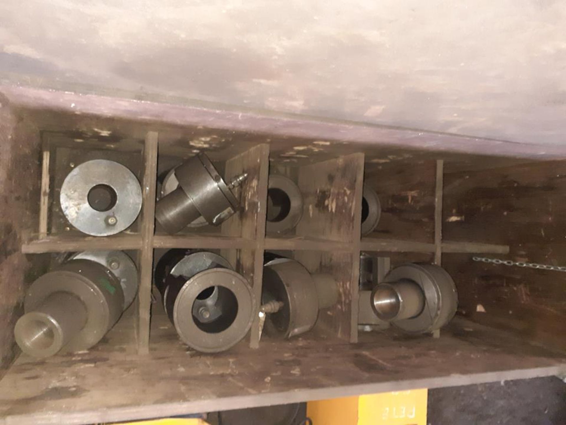 5 x Crates to Contain Qty of Various Bolt Tensioning Cylinders - Image 5 of 8