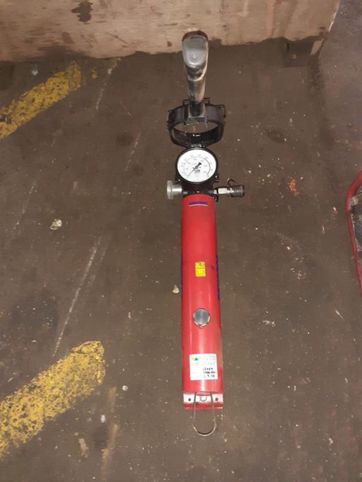 Crate to Contain 2 x Hydraulic Pumps, Pipe Bender and Qty of Hydraulic Hoses - Image 5 of 6