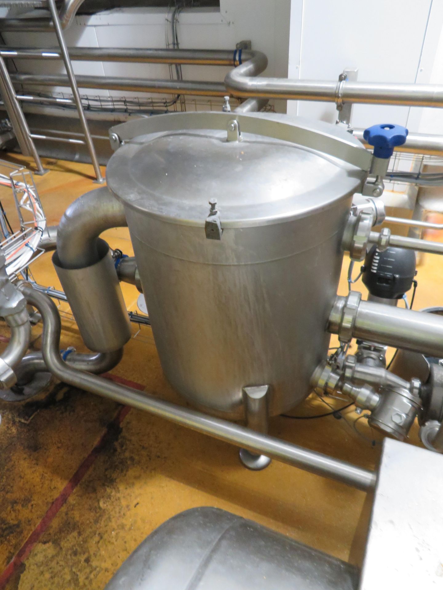 100 Ltr SS Whey Buffer Tank inline between the 2 W - Image 3 of 3