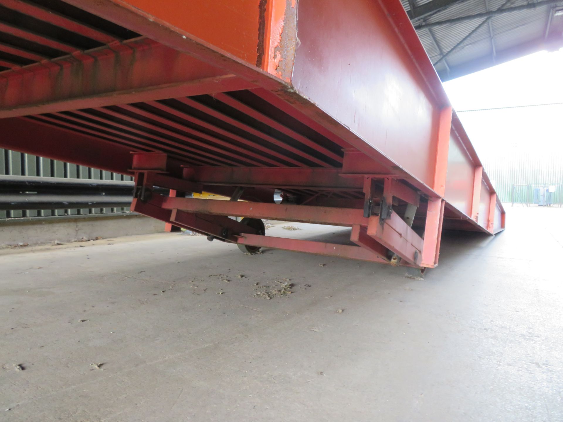 Thorworld Industries Mobile Lorry loading ramp. 70 - Image 2 of 8
